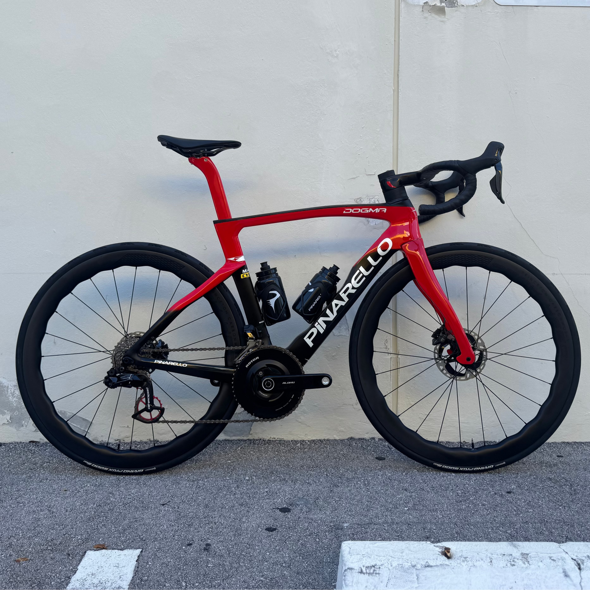 2022 Pinarello Dogma F B611 Red- DuraAce Di2- Princeton Peak 4550 - 53 Pre-Owned