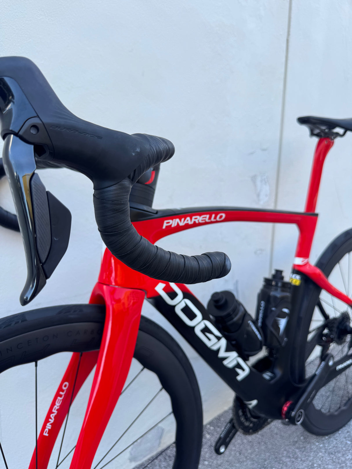 2022 Pinarello Dogma F B611 Red- DuraAce Di2- Princeton Peak 4550 - 53 Pre-Owned