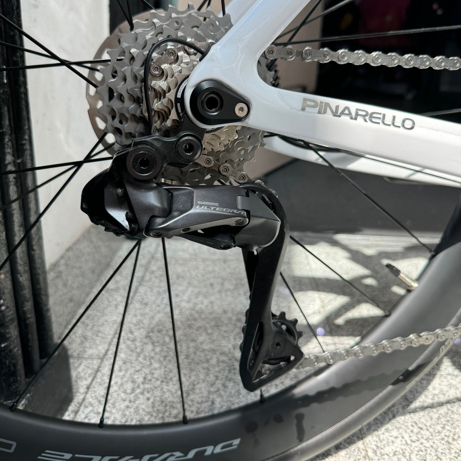 Pinarello Dogma F B633 Dura-Ace Di2 Carbon Road Bike Pro Build - 55cm