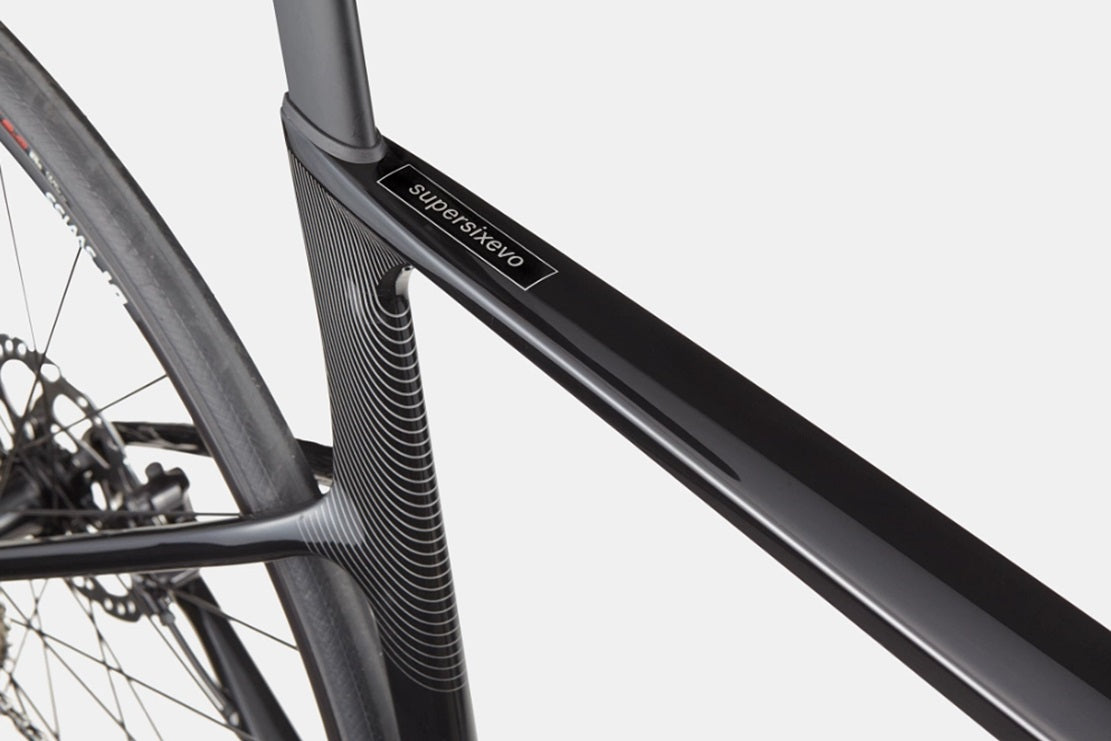 Cannondale SuperSix EVO 3 12 Speed Shimano 105 Di2 Carbon Road Bike