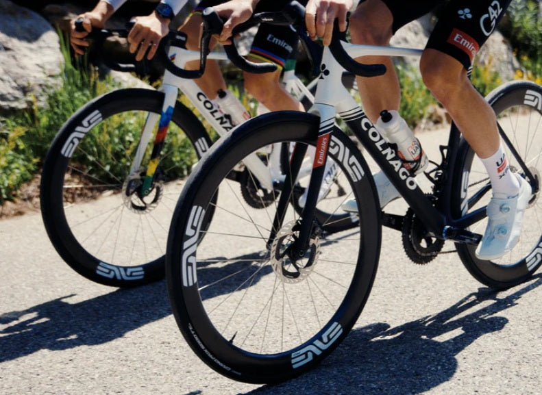 Enve SES 4.5 Pro Carbon Clincher Tubeless Ready Bicycle Wheelset - 700c