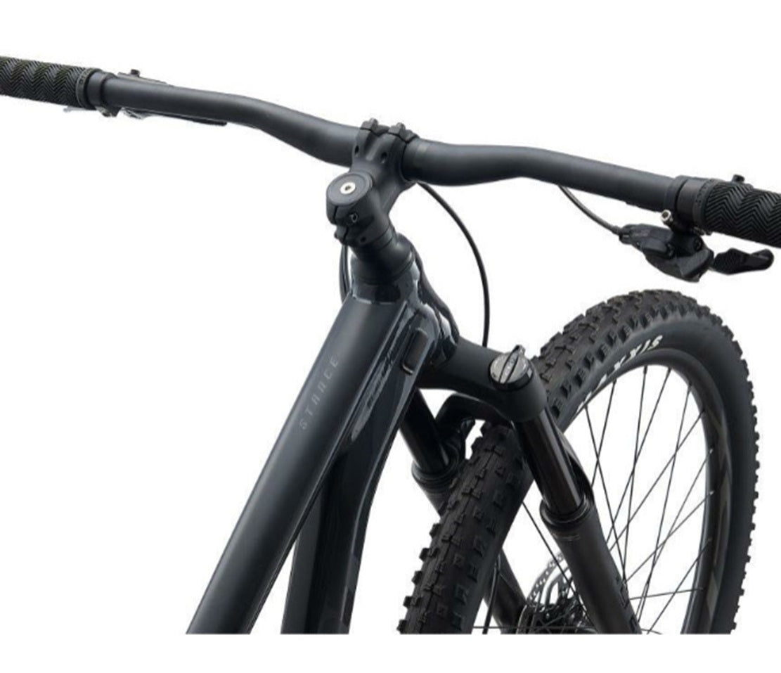 Giant Stance 2 29er Full Suspension Mountain Bicycle