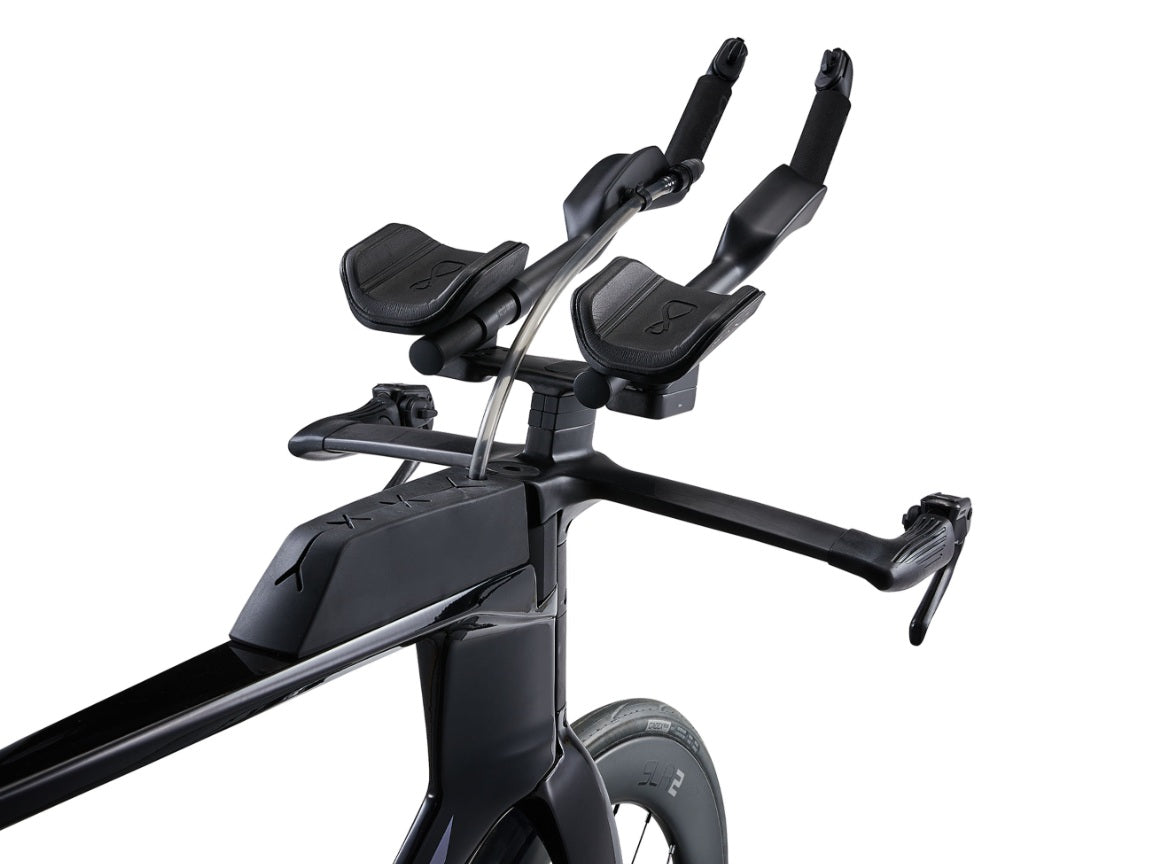 Giant Trinity Advanced SL 2 SRAM Rival AXS 12 Speed Triathlon Bike