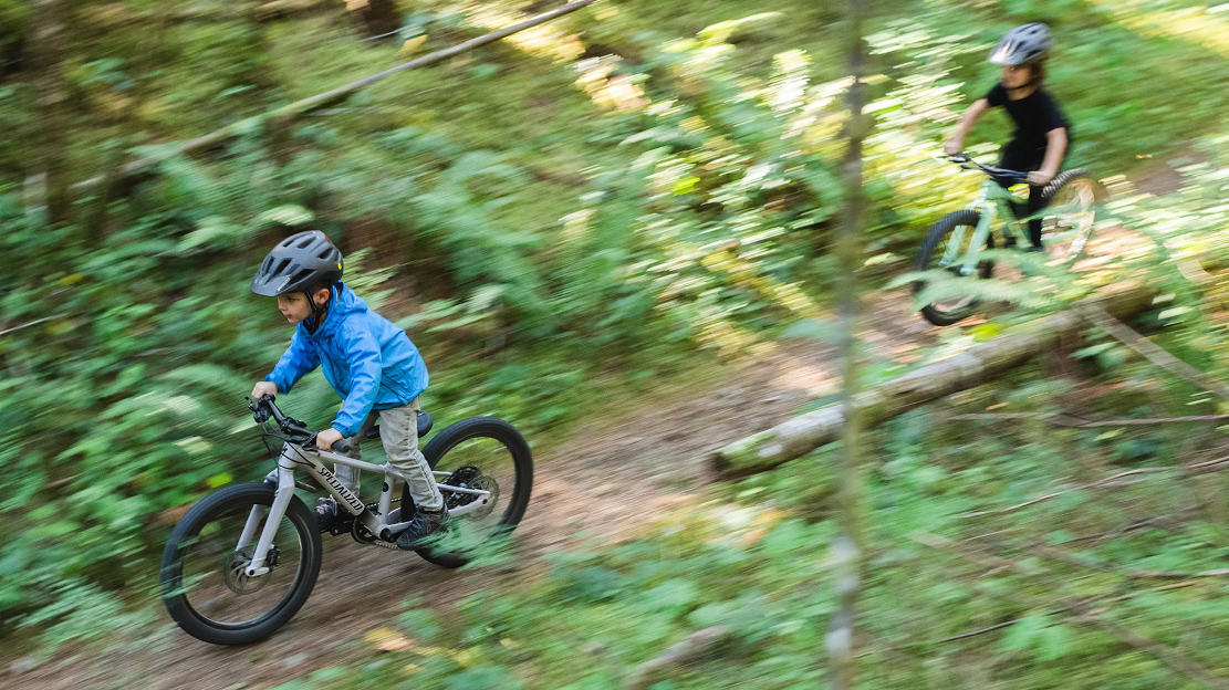 Specialized Riprock 20 8 Speed Kid's Mountain Bike (recommended for height (3'5" 4'4")