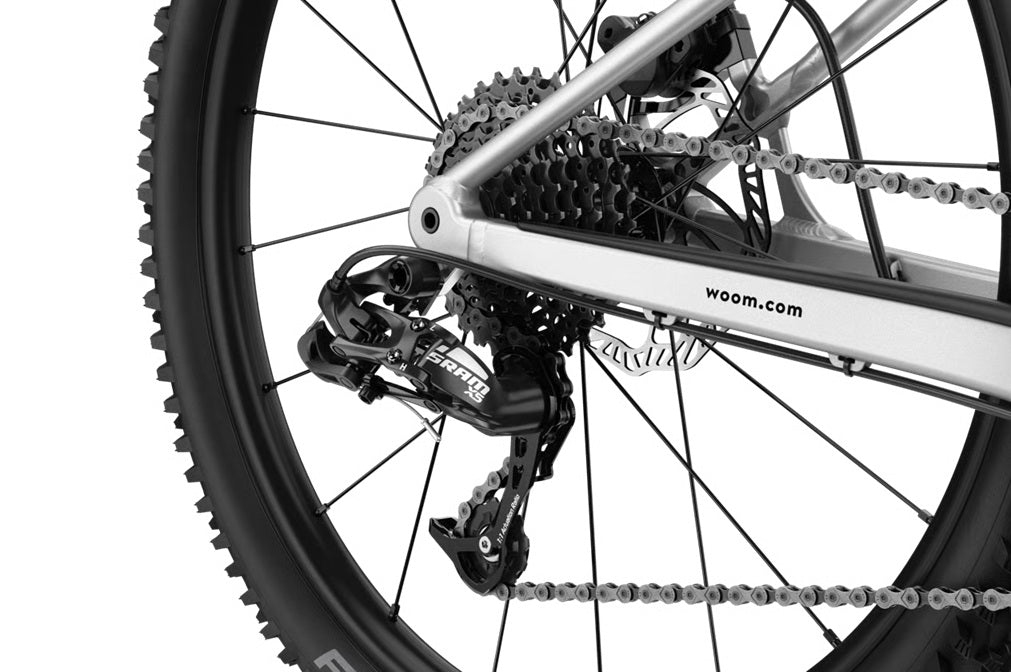 Woom Off Air 5 24” 9 Speed Kid's Mountain Bike (Recommended for Height 4'1" - 4'10")