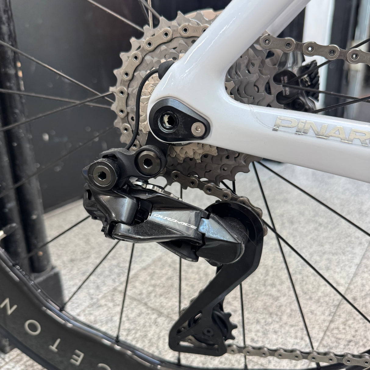 Pinarello Dogma F Dura Ace Di2 Carbon Road Bike with Princeton Wake 6560 - B633 - Crystal White -  54cm
