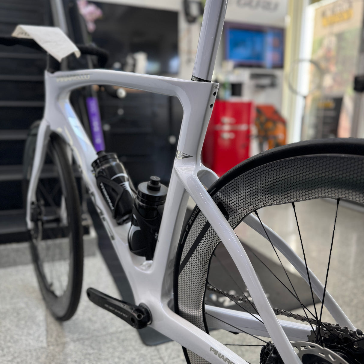 Pinarello Dogma F Dura Ace Di2 Carbon Road Bike with Princeton Wake 6560 - B633 - Crystal White -  54cm