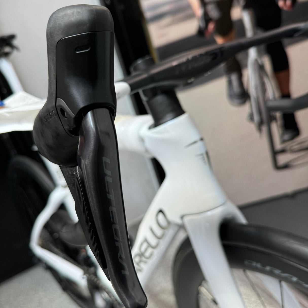Pinarello Dogma F B633 Dura-Ace Di2 Road Bike Pro Build - 55cm