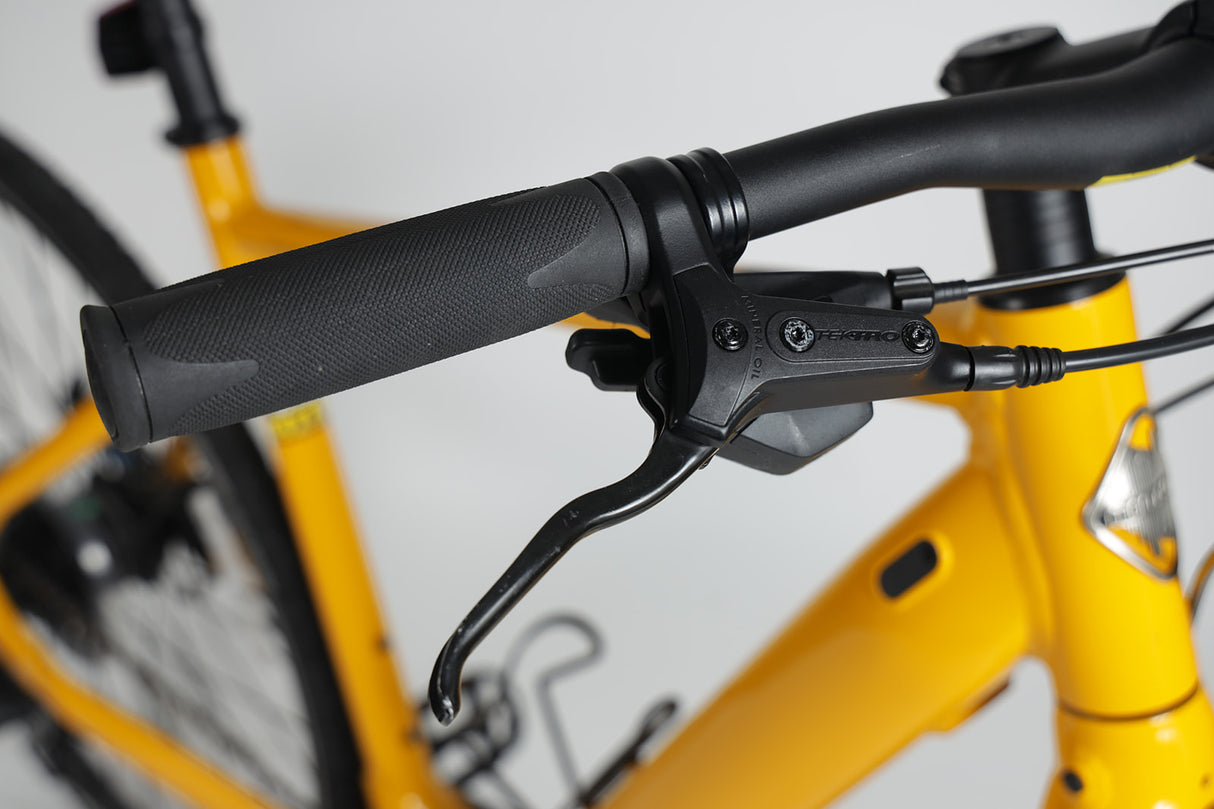 Momentum Voya E+ 3 Disc E-Bike - Medium - Pre-owned