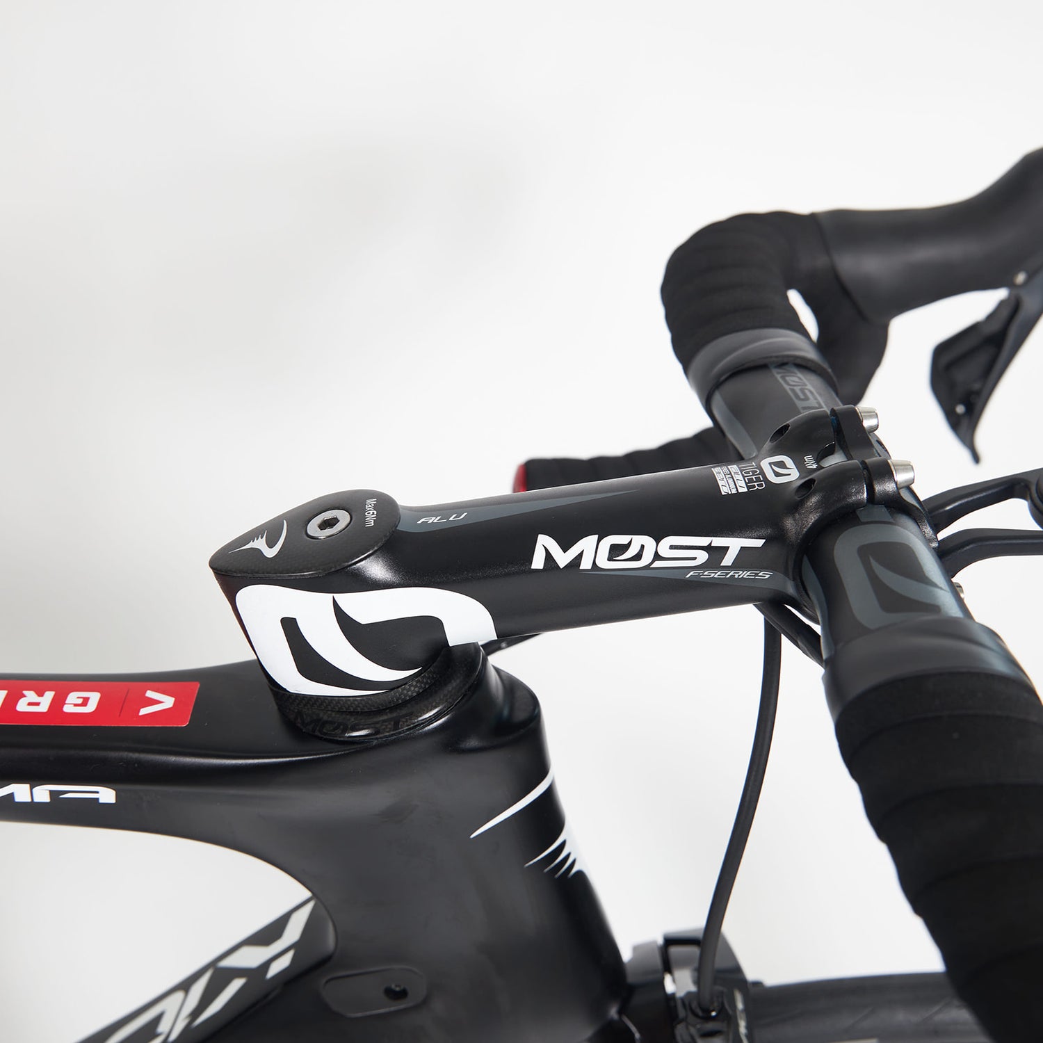 Team Ineos Pinarello Dogma K10 Di2 12-Speed Carbon Road Bike (NO WHEELS) - 54 cm - ridden by Michał Gołaś