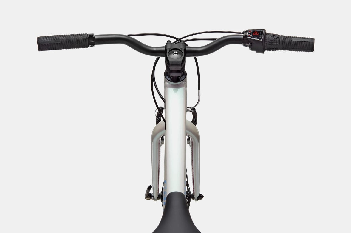 Cannondale Quick 24 7 Speed Kid's Bike (recommended for height 4'1" to 4'6")
