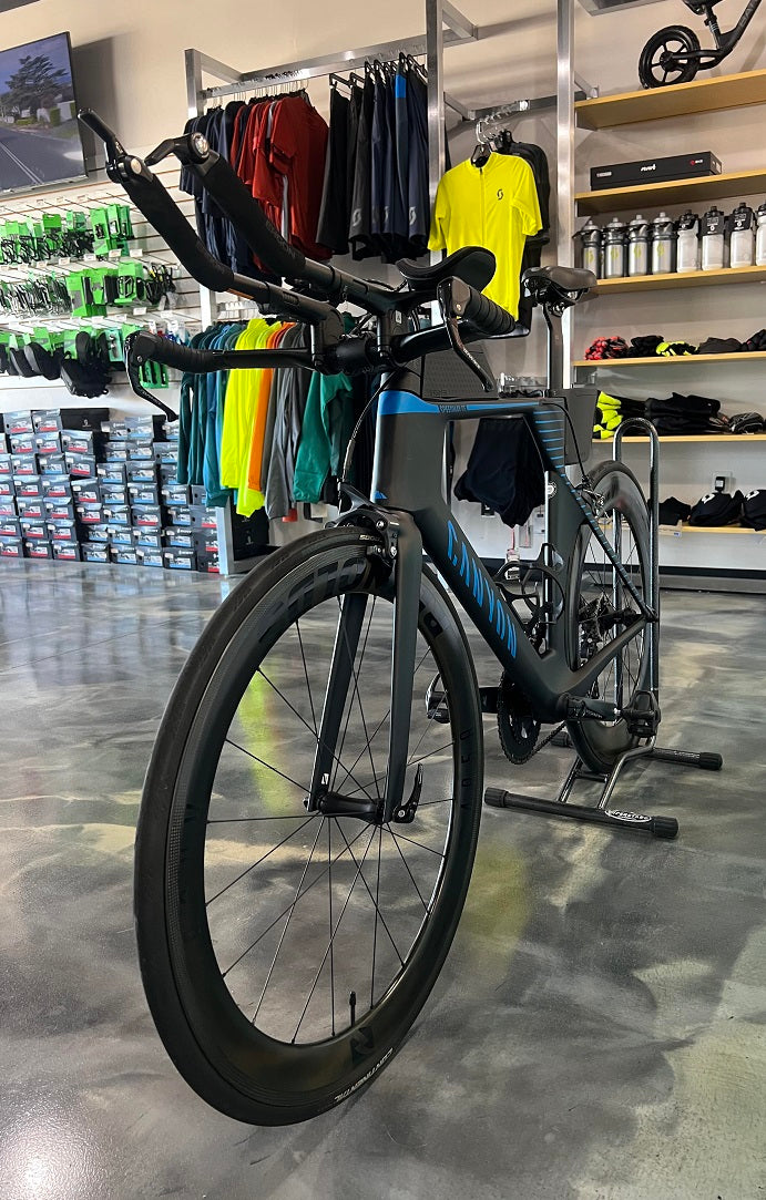Canyon Speedmax CF8.0 Carbon Rim Brake Ultegra Triathlon Bike - Pre-Owned - Size Large