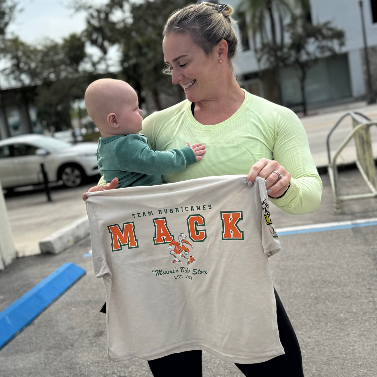 Team Hurricanes x Mack Cycle Women's Crop Top