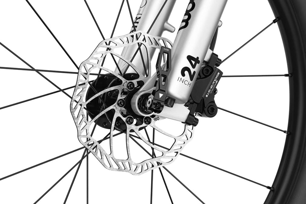 Woom Off Air 5 24” 9 Speed Kid's Mountain Bike (Recommended for Height 4'1" - 4'10")