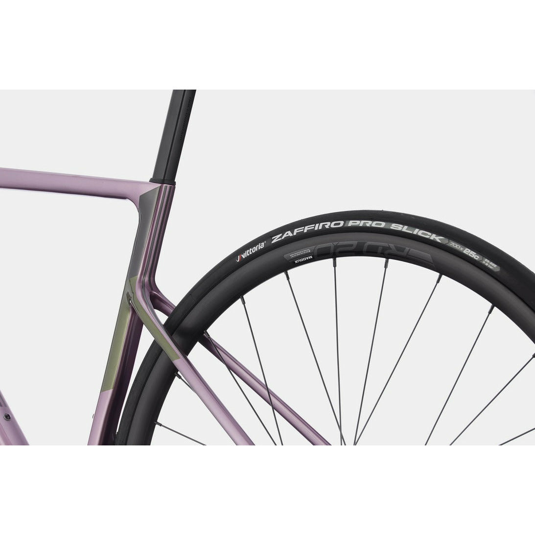 2021 Cannondale SuperSix Evo Women's Carbon Disc 105 Road Bike